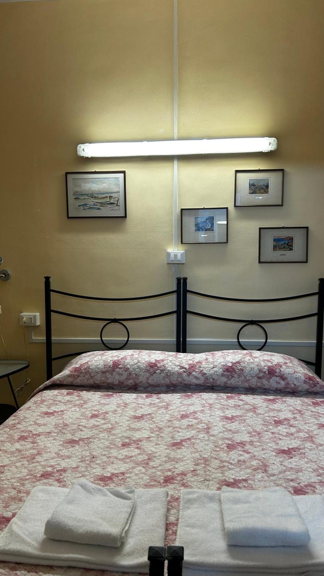 Albergo Fiorita เจนัว ภายนอก รูปภาพ